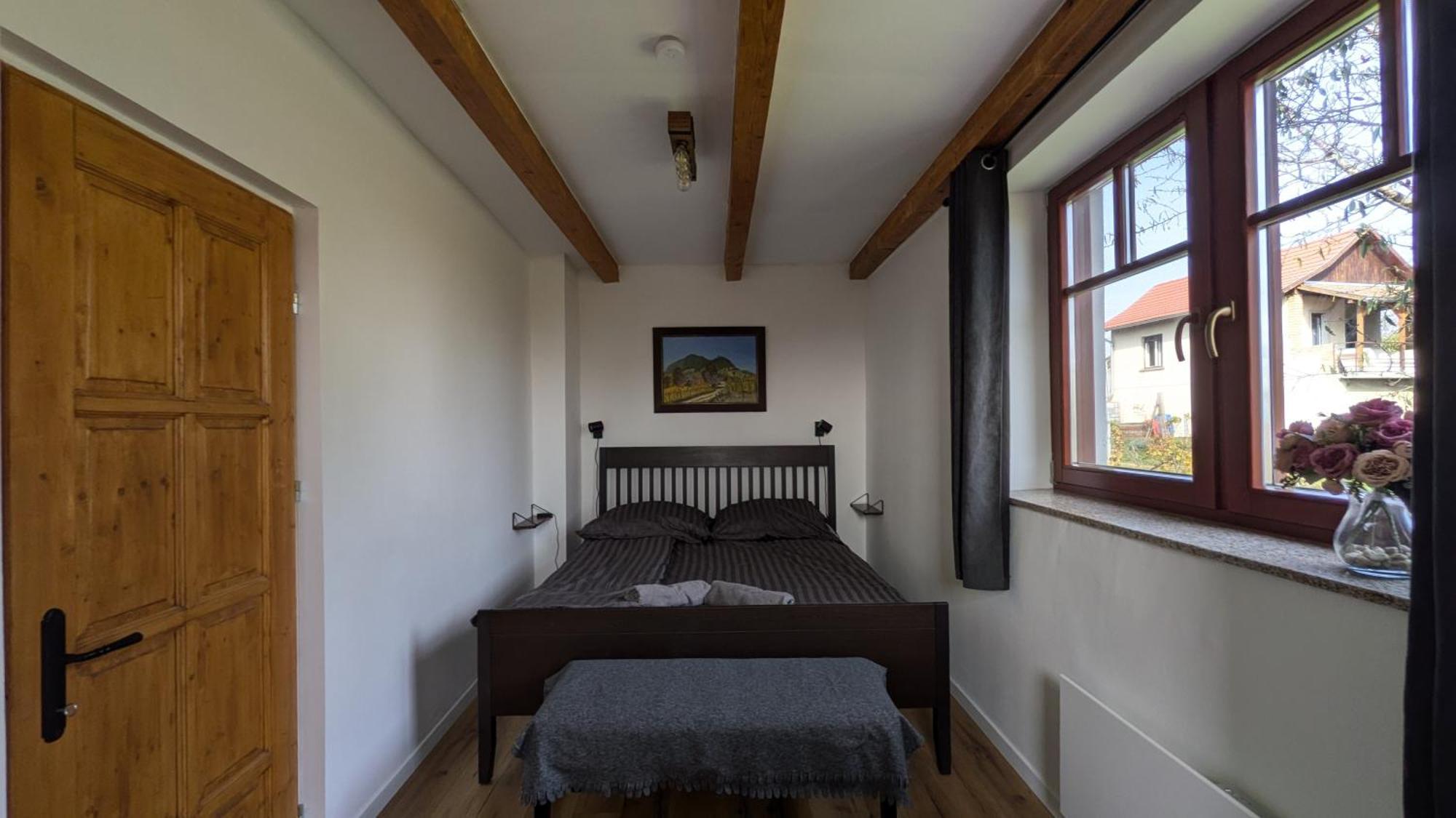 Jera Pince Es Vendeghaz Villa Somlovasarhely ภายนอก รูปภาพ